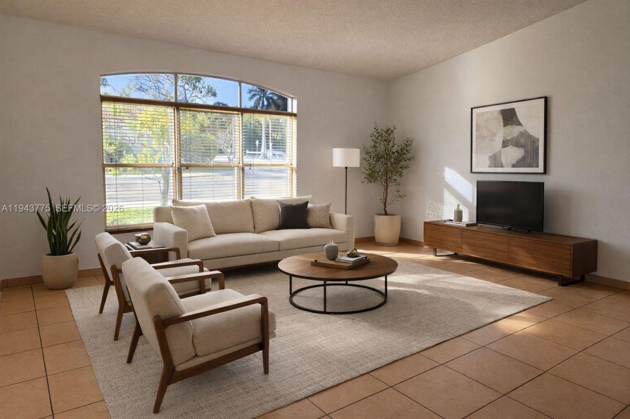 13064 NW 9th Ct, Unit 13064, Pembroke Pines, FL 33028 Photo