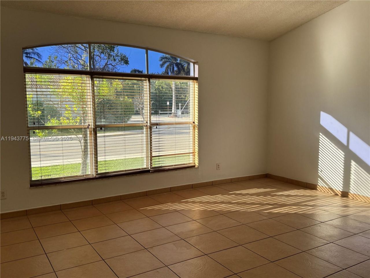 13064 NW 9th Ct, Unit 13064, Pembroke Pines, FL 33028 Photo