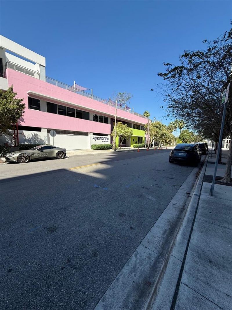 1036 SW 3rd Ave, Miami, FL 33130 Photo
