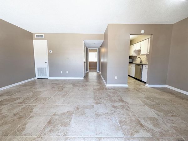 1701 Lobdell Ave, Unit #15, Baton Rouge, LA 70806