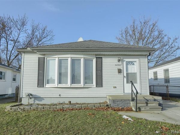 24907 Brittany Avenue, Eastpointe, MI 48021