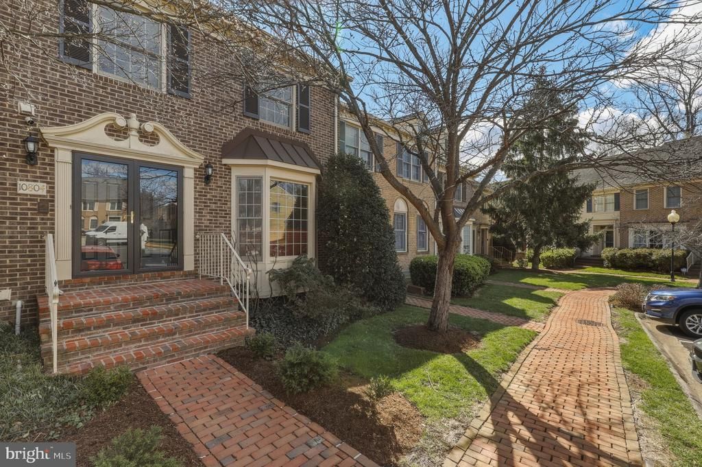 10804 Brewer House Road, Rockville, MD 20852 Main Photo