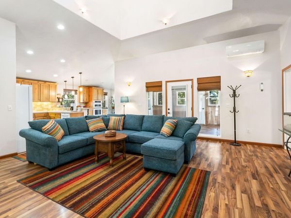 2706 Alacano Drive, La Pine, OR 97739