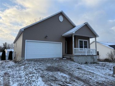 10 Platten Drive, Jordan, NY 13080