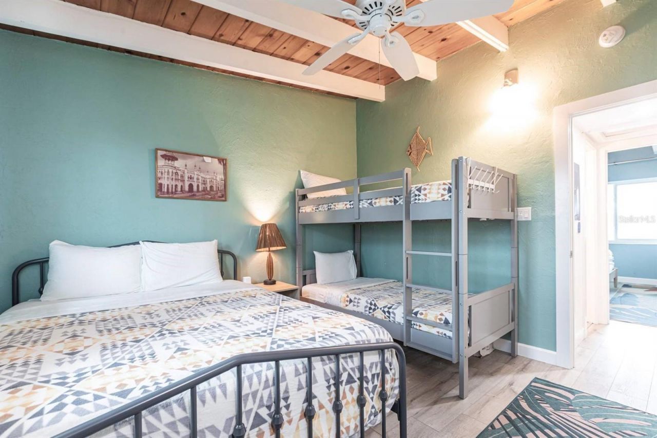 6006 Midnight Pass Road, Unit 44, Sarasota, FL 34242 Photo