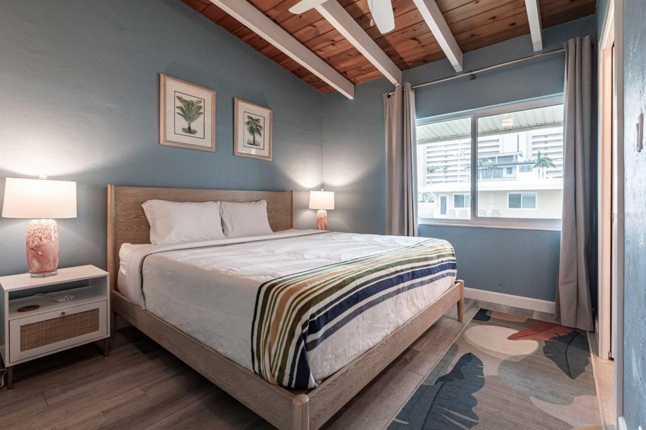 6006 Midnight Pass Road, Unit 44, Sarasota, FL 34242 Photo