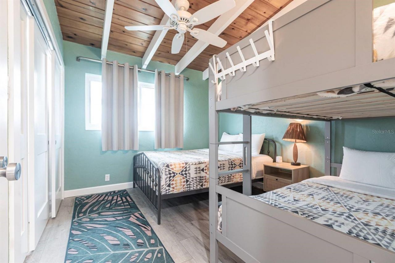 6006 Midnight Pass Road, Unit 44, Sarasota, FL 34242 Photo