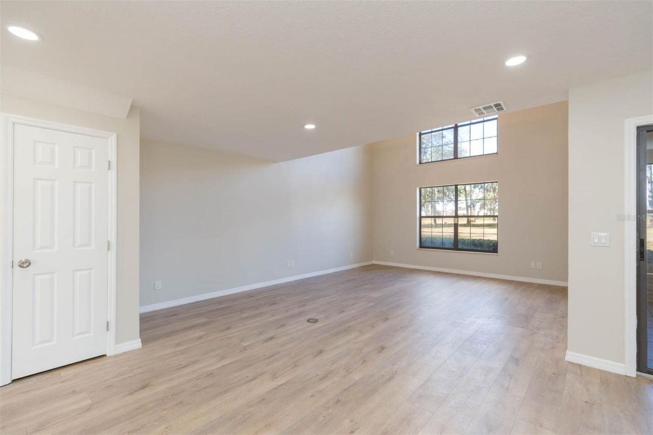 6545 Brentwood Drive, Zephyrhills, FL 33542 Photo