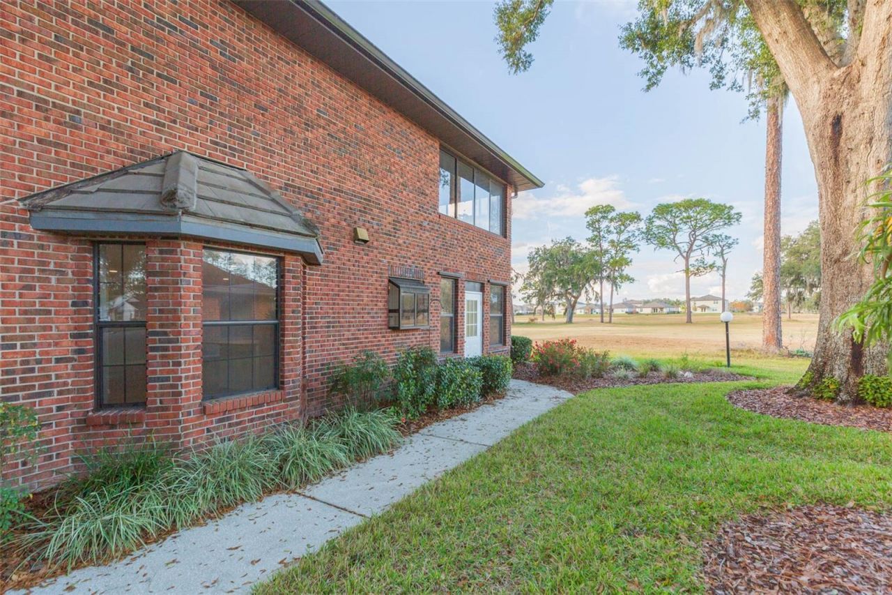 6545 Brentwood Drive, Zephyrhills, FL 33542 Photo