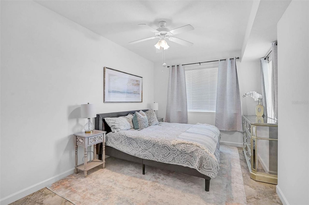 750 N Tamiami Trail, Unit 1516, Sarasota, FL 34236 Photo