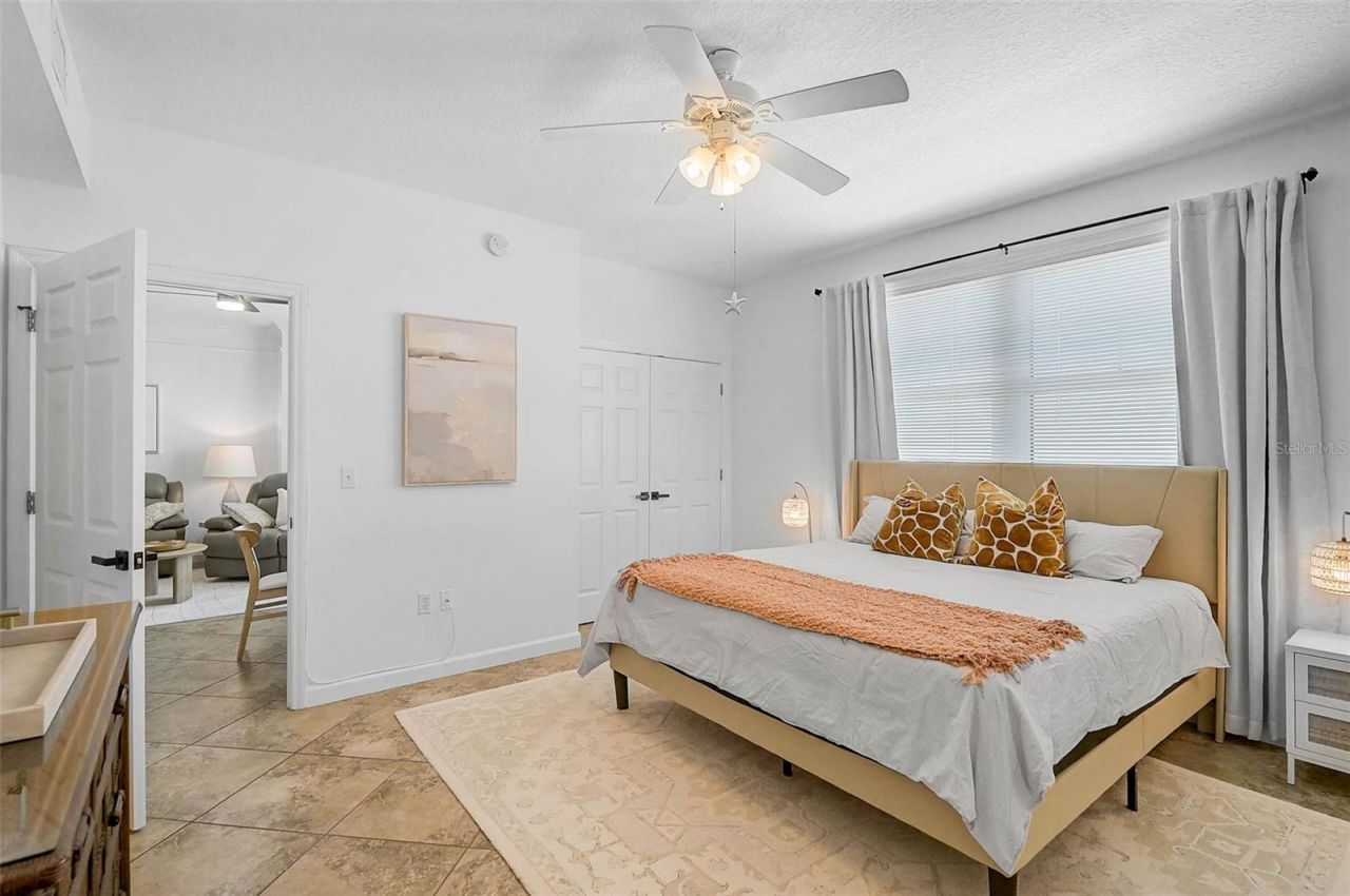 750 N Tamiami Trail, Unit 1516, Sarasota, FL 34236 Photo