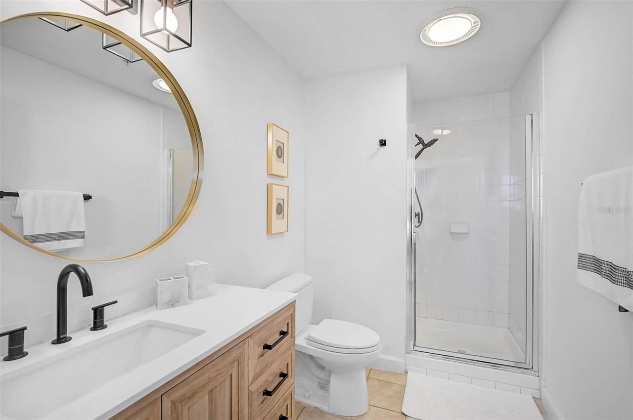 750 N Tamiami Trail, Unit 1516, Sarasota, FL 34236 Photo