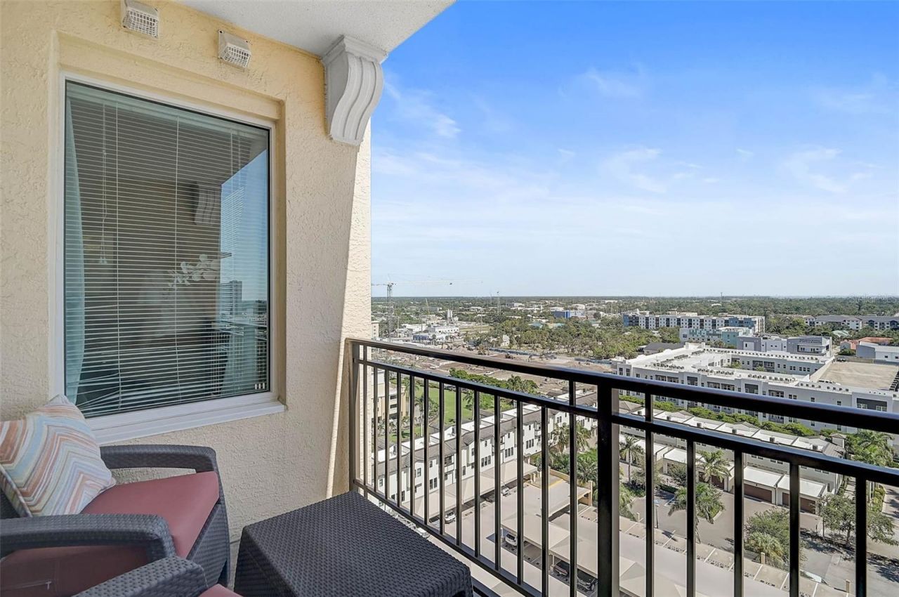 750 N Tamiami Trail, Unit 1516, Sarasota, FL 34236 Photo