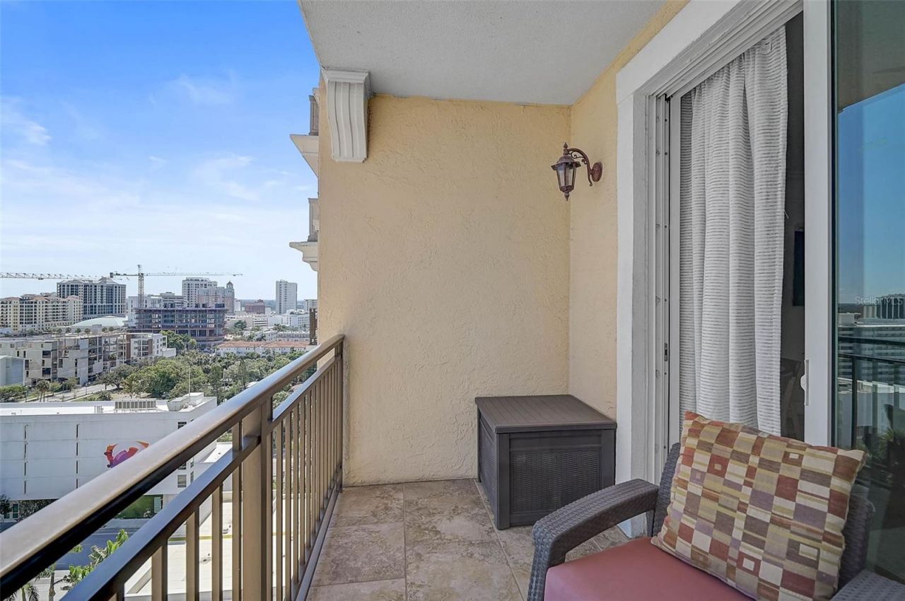 750 N Tamiami Trail, Unit 1516, Sarasota, FL 34236 Photo