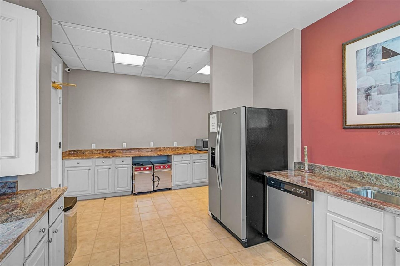 750 N Tamiami Trail, Unit 1516, Sarasota, FL 34236 Photo