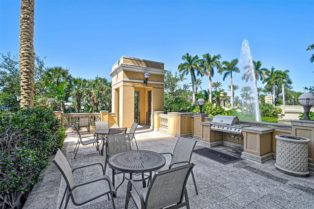750 N Tamiami Trail, Unit 1516, Sarasota, FL 34236 Photo