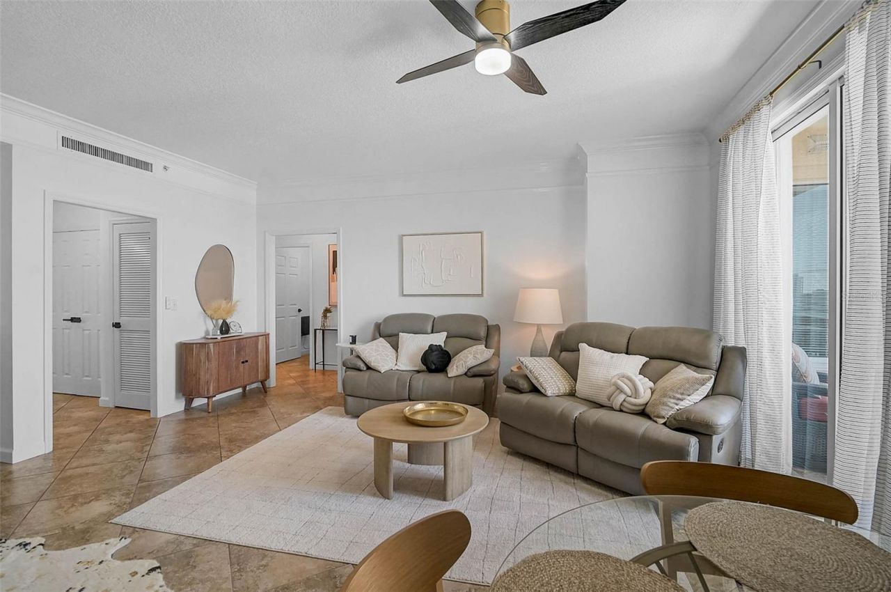 750 N Tamiami Trail, Unit 1516, Sarasota, FL 34236 Photo