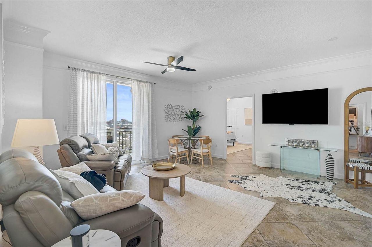 750 N Tamiami Trail, Unit 1516, Sarasota, FL 34236 Photo