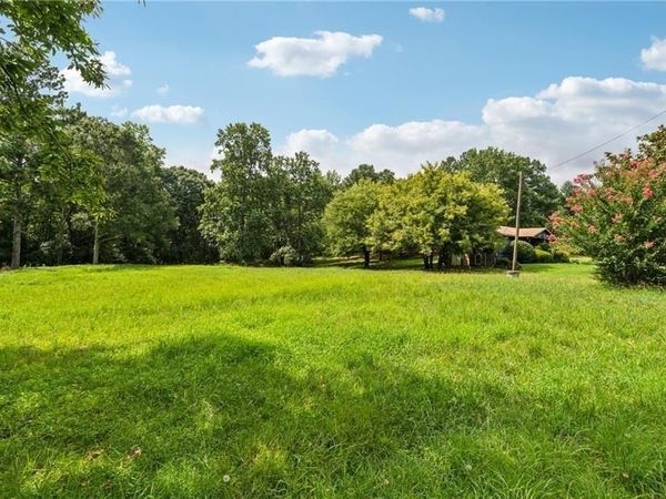 8265 Seabolt Drive , Cumming, GA 30028