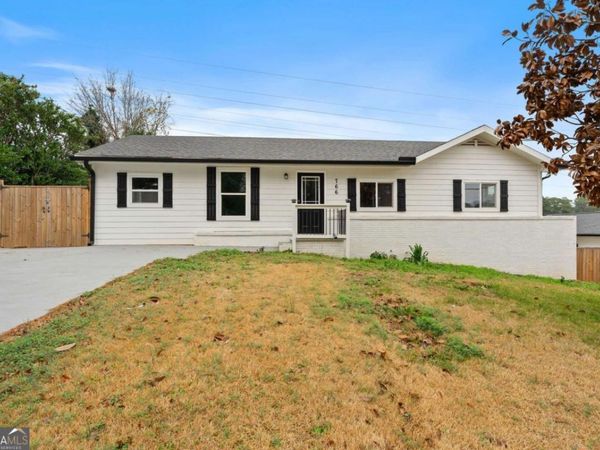 766 Longleaf Drive, Forest Park, GA 30297
