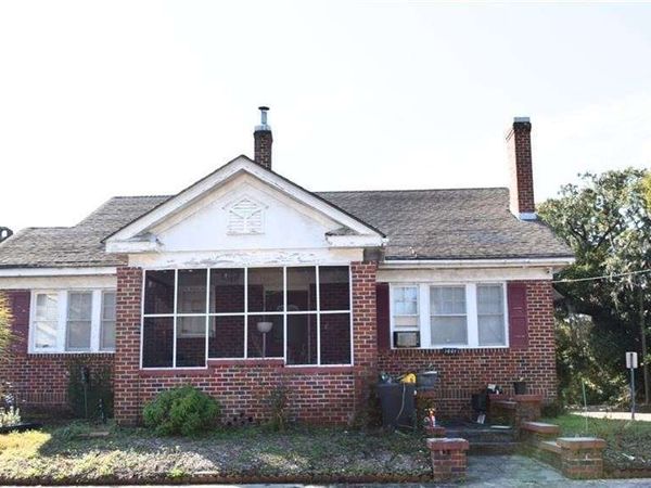1001 E 41St Street, Savannah, GA 31401
