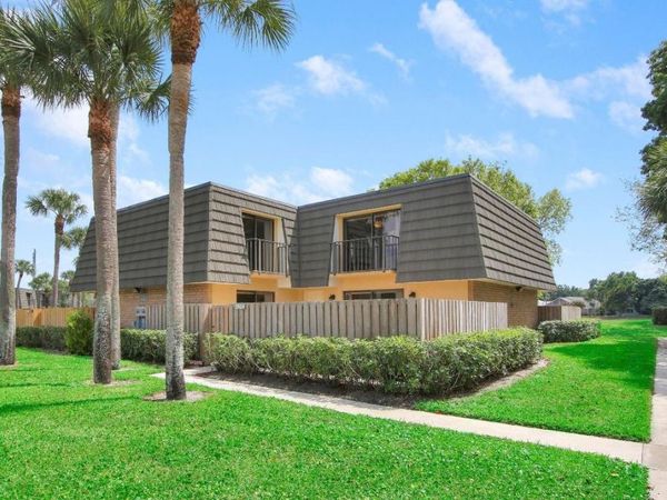 2404 24th Way, West Palm Beach, FL 33407