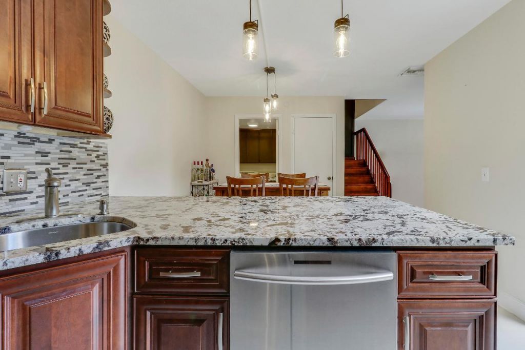 2404 24th Way, West Palm Beach, FL 33407 Photo