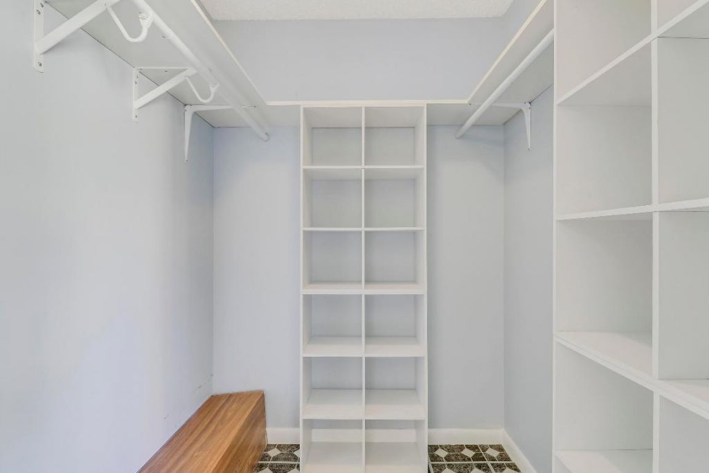 2404 24th Way, West Palm Beach, FL 33407 Photo