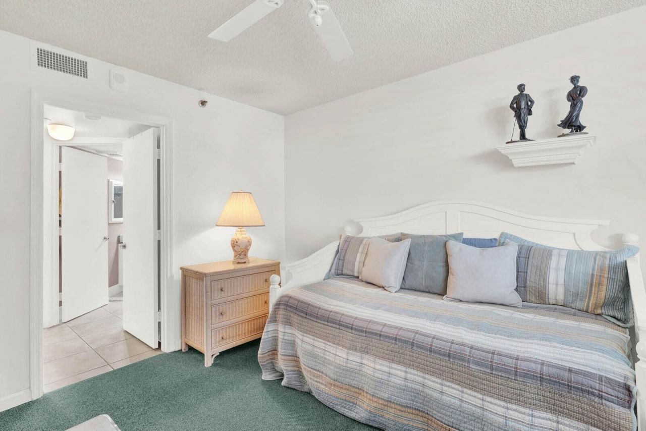 8880 S Ocean Drive, Unit 1004, Jensen Beach, FL 34957 Photo