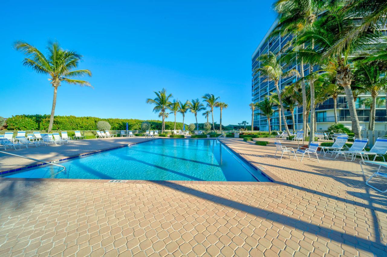 8880 S Ocean Drive, Unit 1004, Jensen Beach, FL 34957 Photo