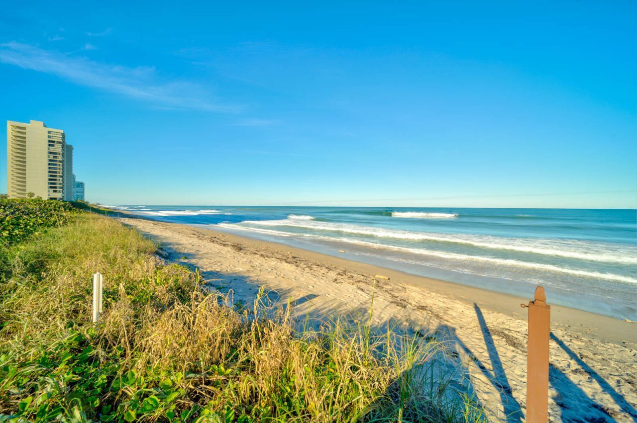 8880 S Ocean Drive, Unit 1004, Jensen Beach, FL 34957 Photo