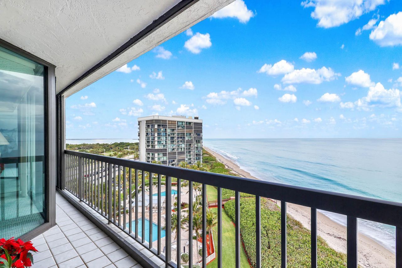 8880 S Ocean Drive, Unit 1004, Jensen Beach, FL 34957 Photo