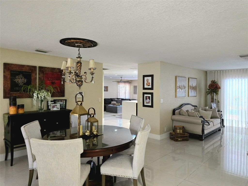 400 Bonaventure Blvd, Weston, FL 33326 Photo