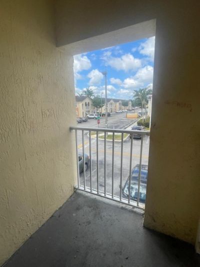 2903 SE 17th Avenue, Unit 211, Homestead, FL 33035 Photo