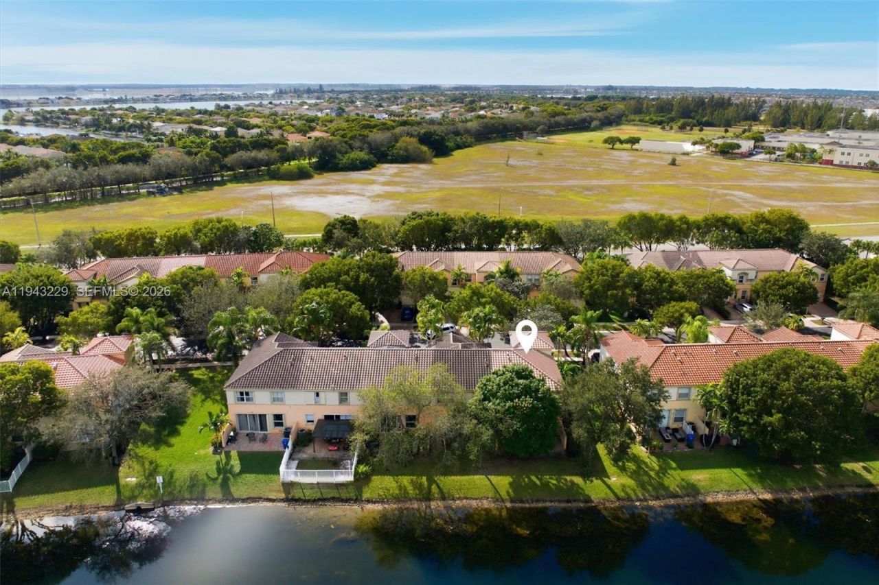 16367 SW 48th St, Miramar, FL 33027 Photo