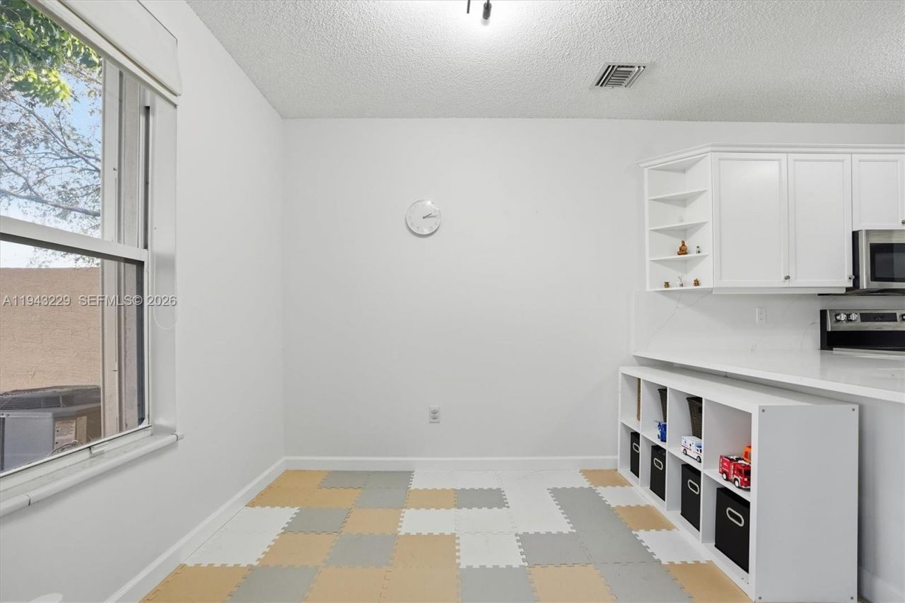 16367 SW 48th St, Miramar, FL 33027 Photo