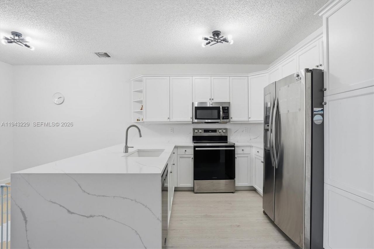 16367 SW 48th St, Miramar, FL 33027 Photo