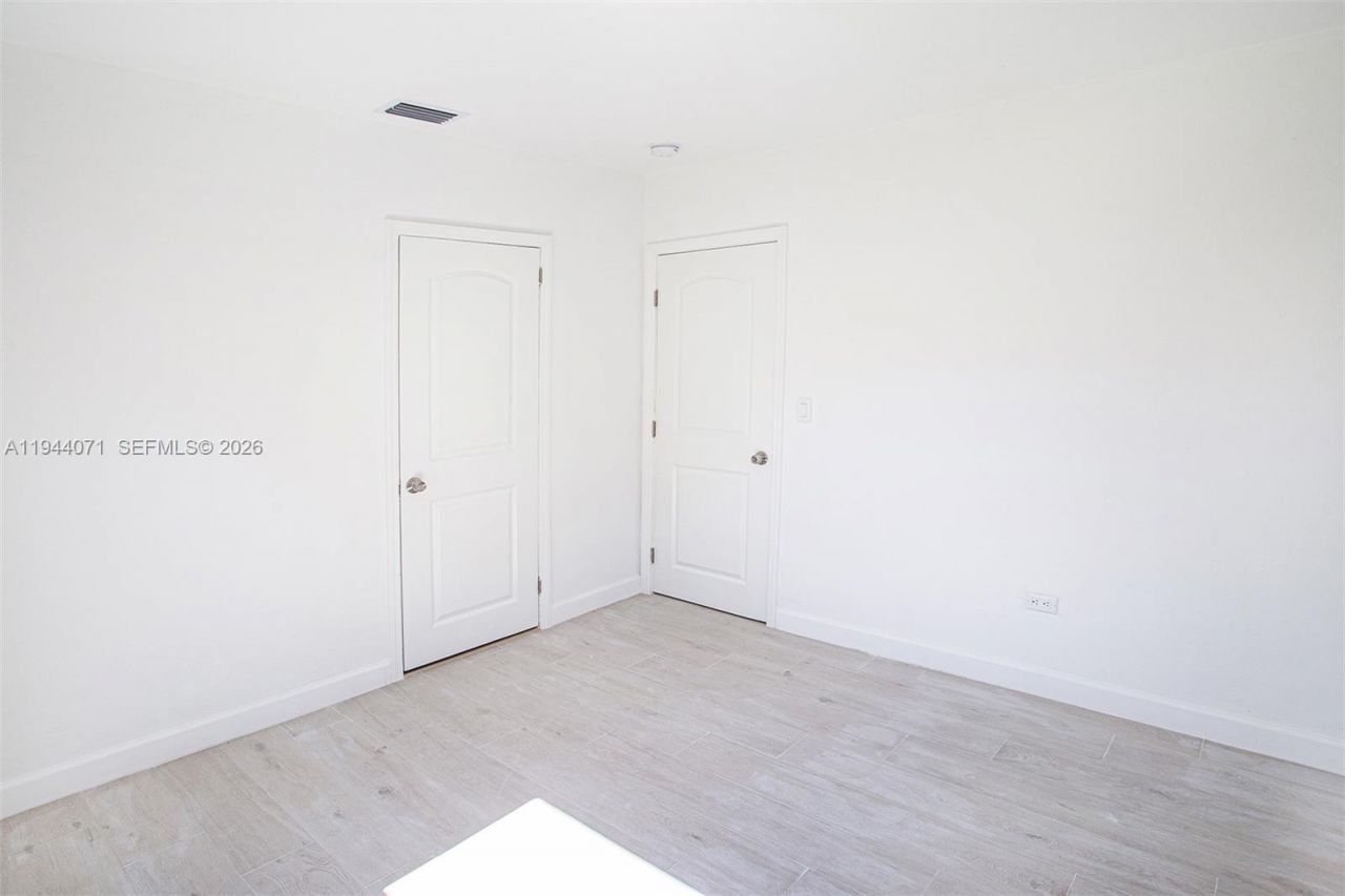 2620 SW 9th St, Miami, FL 33135 Photo