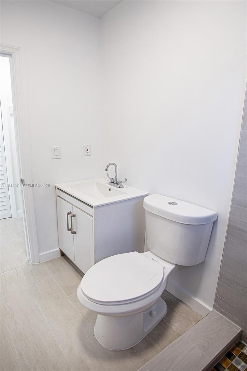 2620 SW 9th St, Miami, FL 33135 Photo