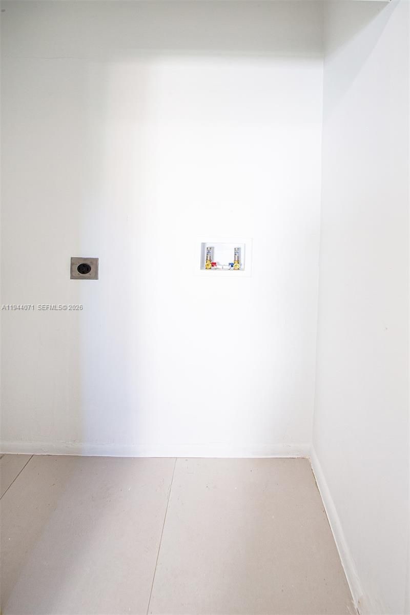 2620 SW 9th St, Miami, FL 33135 Photo