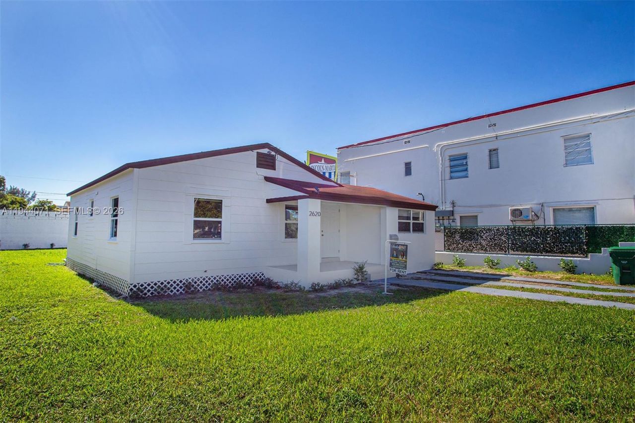 2620 SW 9th St, Miami, FL 33135 Photo