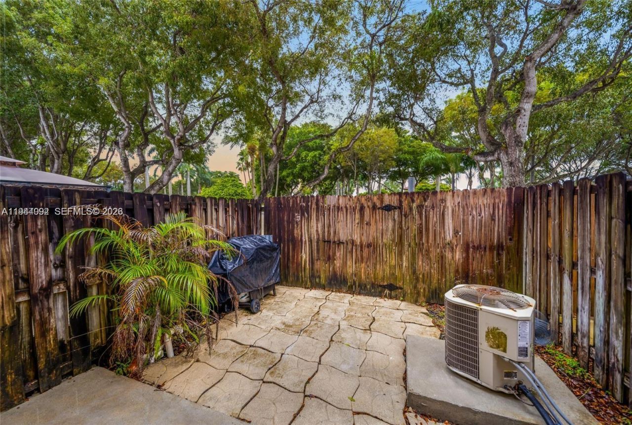 14260 SW 121st Pl, Unit 11, Miami, FL 33186 Photo