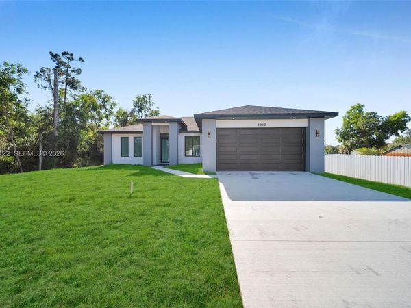 2913 14th W , Lehigh Acres, FL 33971