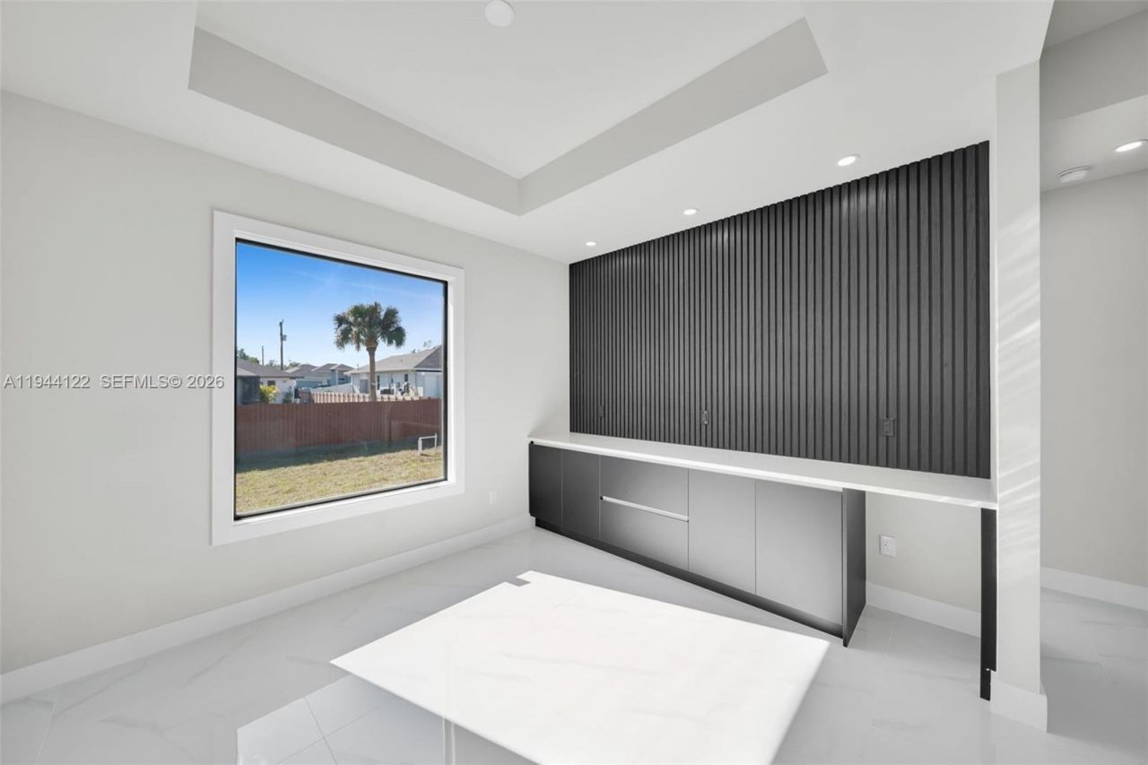 2913 14th W , Lehigh Acres, FL 33971 Photo