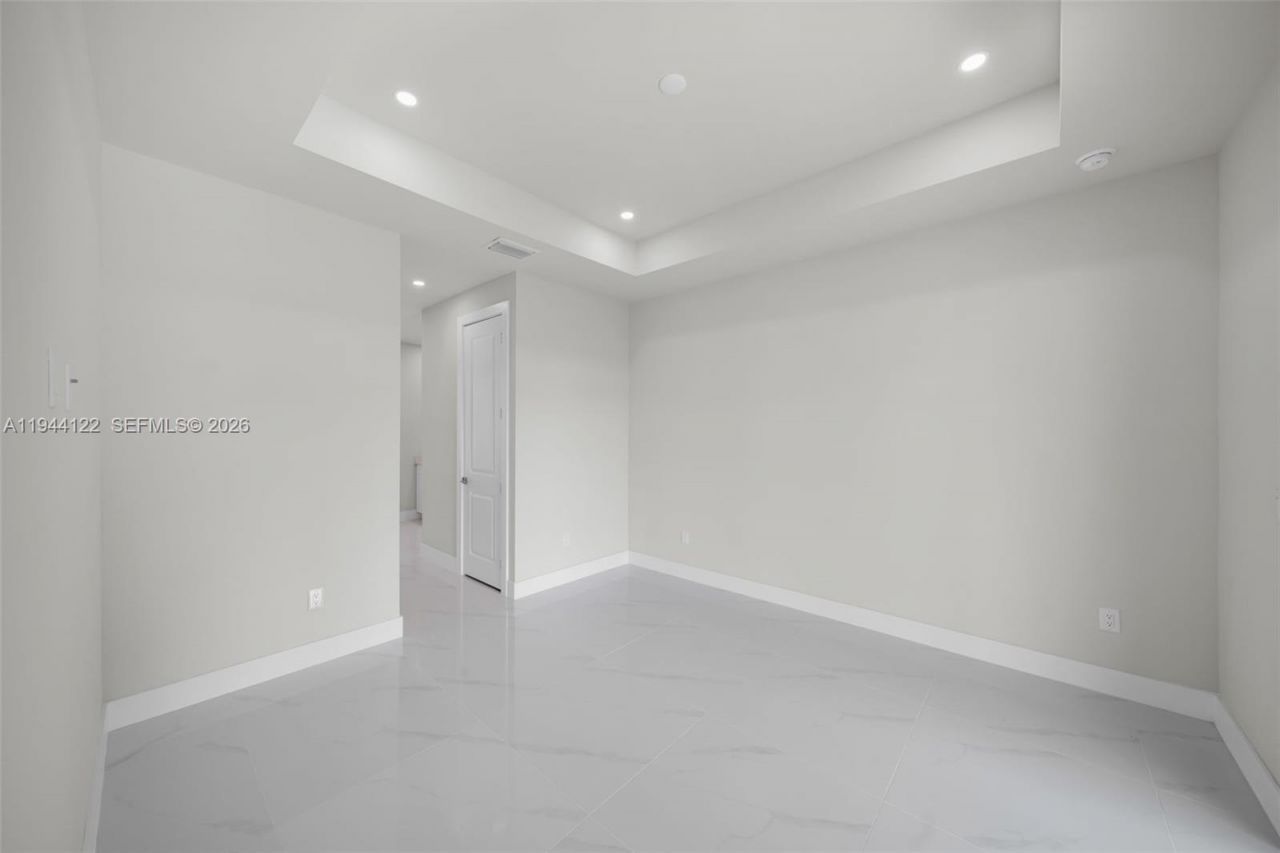 2913 14th W , Lehigh Acres, FL 33971 Photo