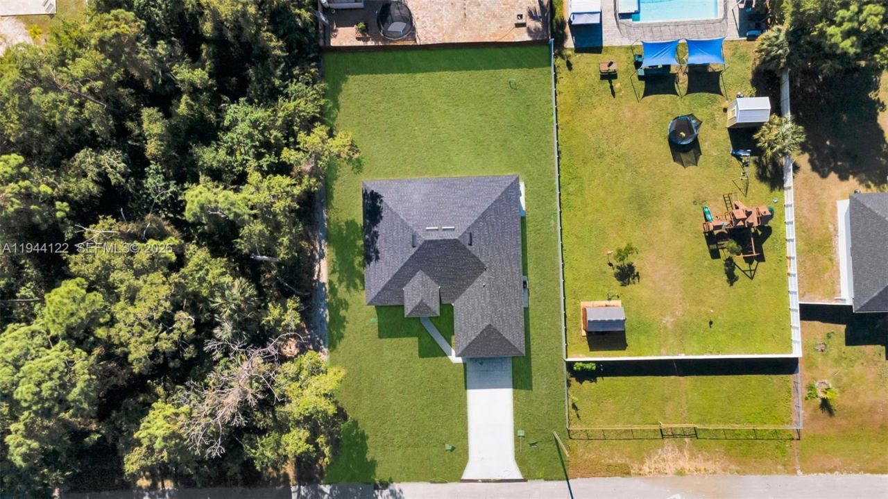 2913 14th W , Lehigh Acres, FL 33971 Photo