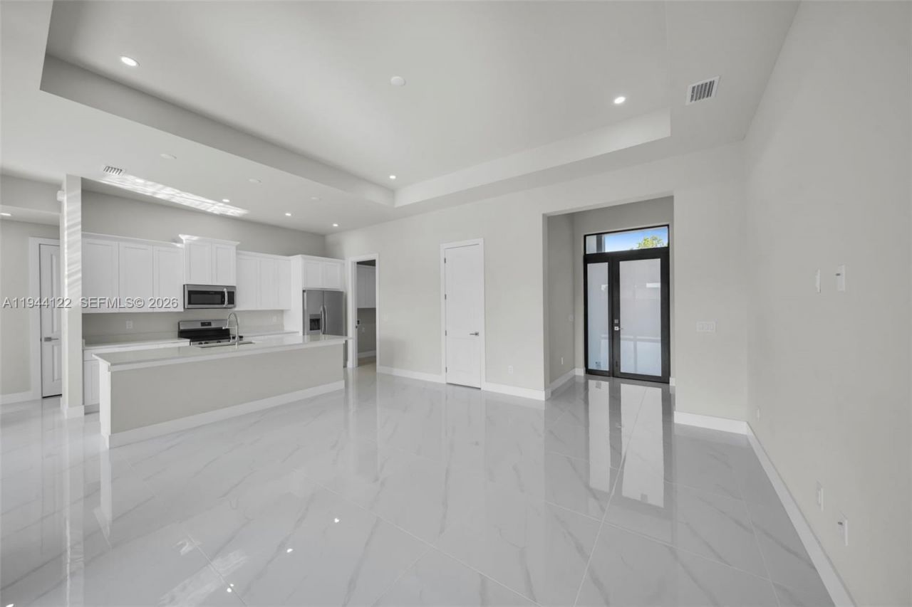 2913 14th W , Lehigh Acres, FL 33971 Photo