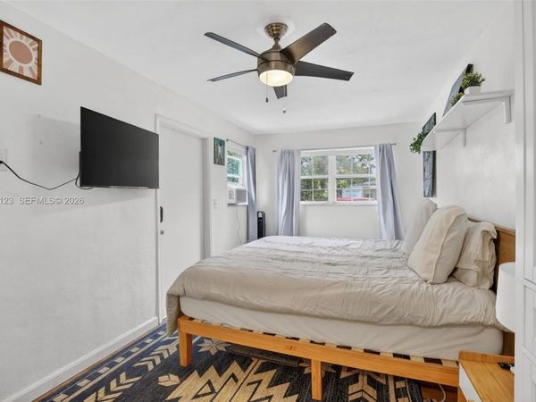 6238 Hayes St, Unit 1, Hollywood, FL 33024