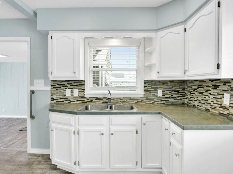 106 N Lake Street, South Amherst, OH 44001 Photo 11