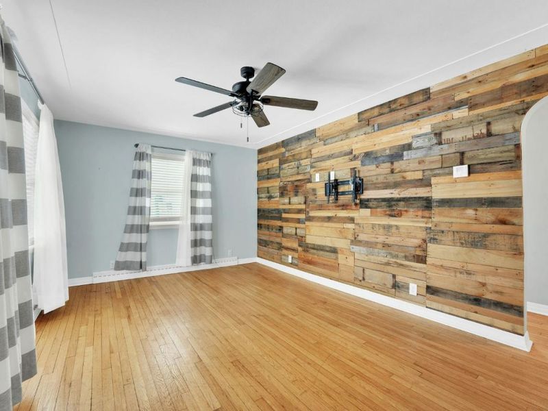 106 N Lake Street, South Amherst, OH 44001 Photo 4